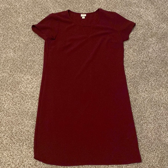 Cute elegant dress - Picture 1 of 2